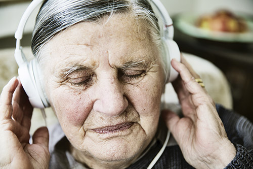 Music Activates Regions of the Brain Spared by Alzheimer’s in Athens, GA